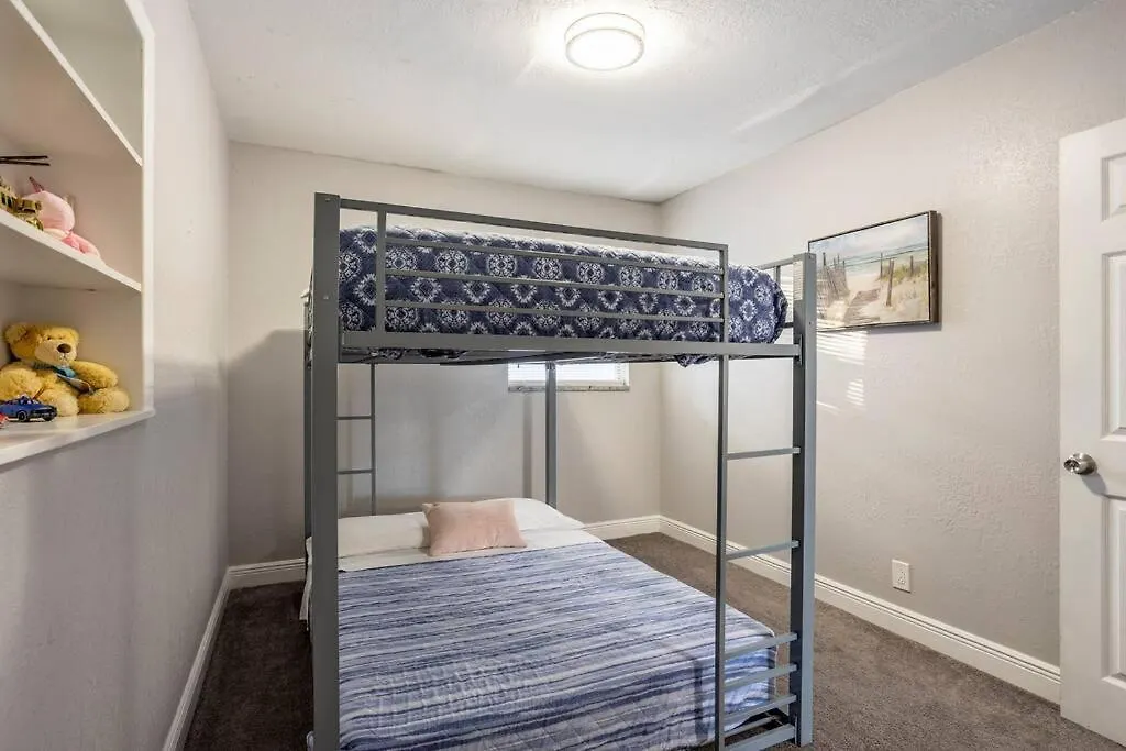 Entirehouse W/Bush Garden View_Private Heated Pool Villa Tampa 0*,  United States